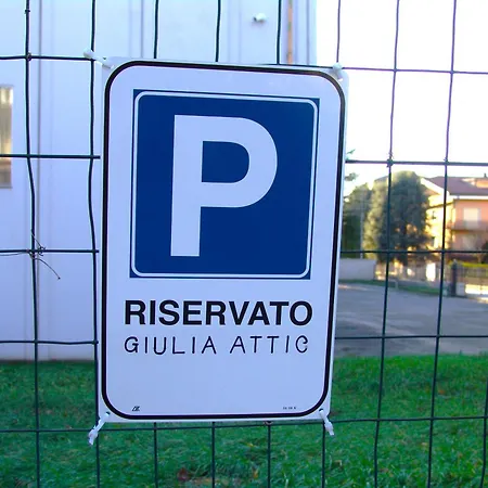 Giulia Attic شقة Bulciago