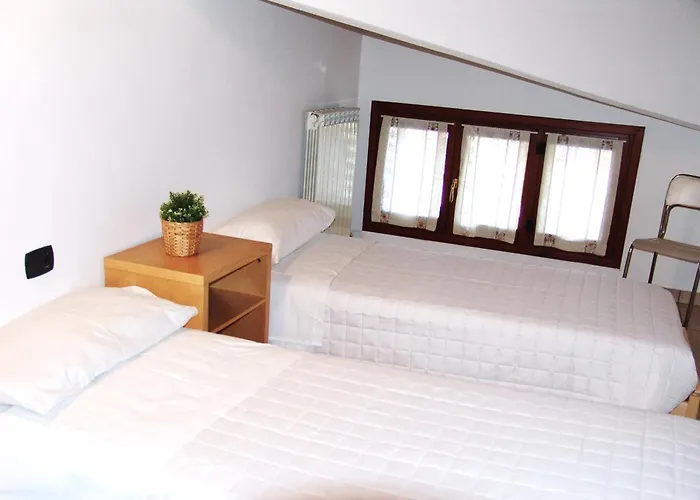 Giulia Attic Daire *